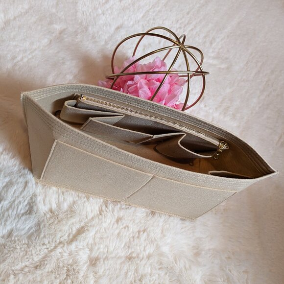 Liner for purse, bag, or tote, khaki, felt - Picture 4 of 4